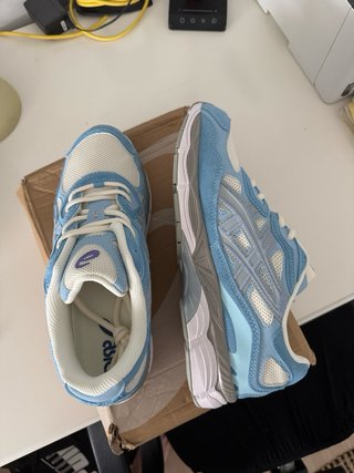 Asics Gel NYC Talla 42 Azul Cielo Nuevas