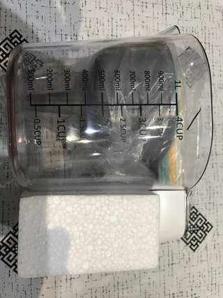 Jarra medidora 1L con juego de cucharas
