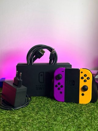 Nintendo Switch + Accesorios