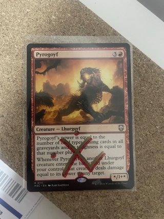 Pyrogoyf firmado por el ilustrador