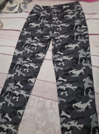 Pantalón camuflaje caballero