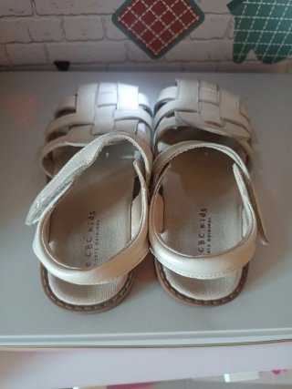 Sandalias Niña Talla 27