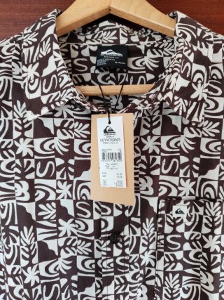 Camisa Quiksilver Estampada Manga Corta