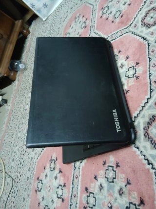 Portátil Toshiba Core i3 4ª Gen