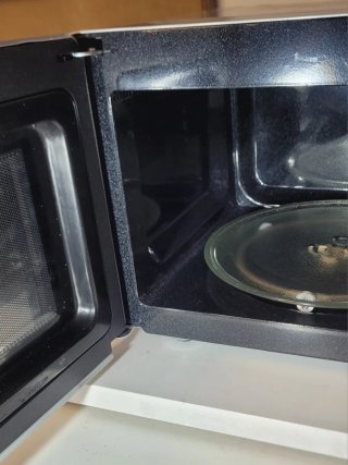 Microondas Cecotec con grill inox exterior