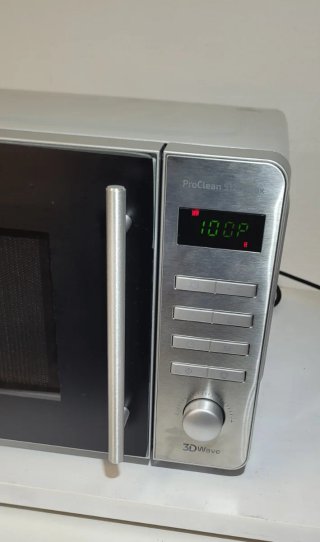 Microondas Cecotec con grill inox exterior