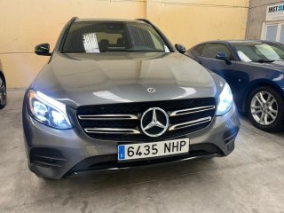 Mercedes-Benz GLC 300 (AMG Line)