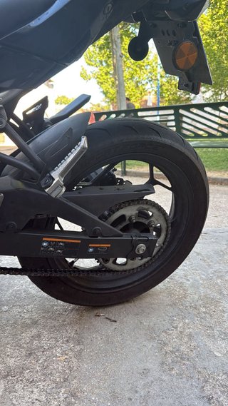 Kawasaki Z125 2024 Negra/Verde