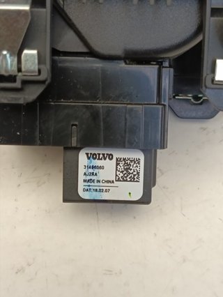 MANDO ELEVALUNAS TRASERO DERECHO VOLVO XC40 D4204
