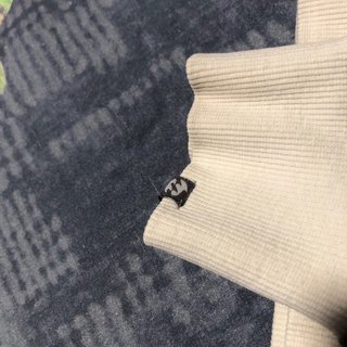 Sudadera Billabong con cremallera y capucha