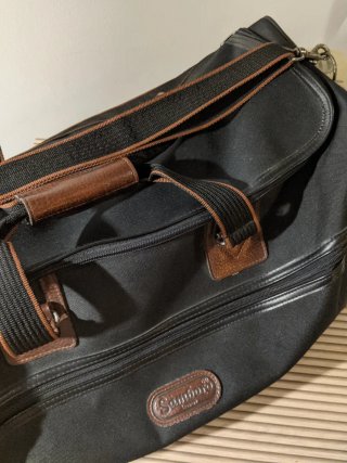 Bolsa de viaje negra sin ruedas