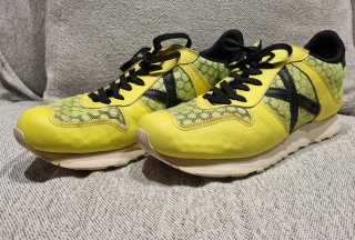 Zapatillas Munich Amarillas fosforito