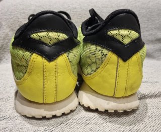 Zapatillas Munich Amarillas fosforito