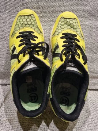 Zapatillas Munich Amarillas fosforito