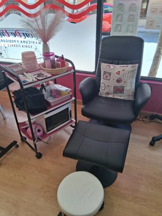 Muebles,productos comleto Peluqueria