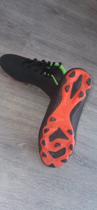Botas de fútbol Adidas Talla 35