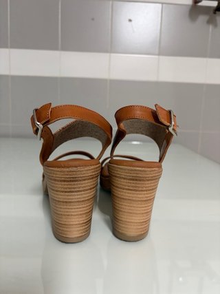 Sandalias Paula Urban Marrones