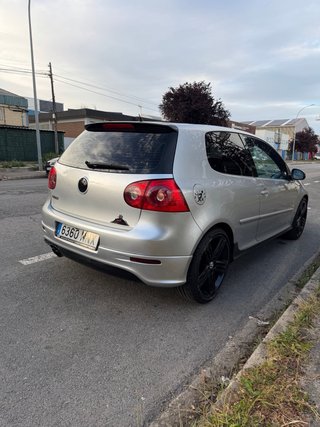 Volkswagen Golf 2005