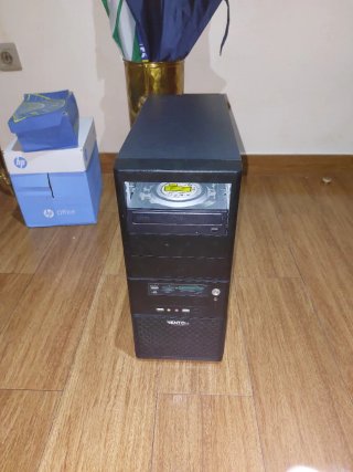 Ordenador de Torre Windows 10 pro y office