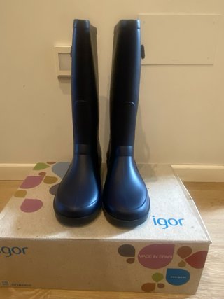 Botas de agua Igor azul marino  con hebilla