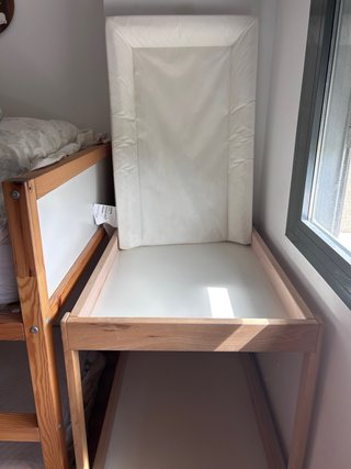 Cuna IKEA madera + cambiador