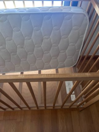 Cuna IKEA madera + cambiador