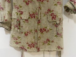 Camisa estampada floral manga larga