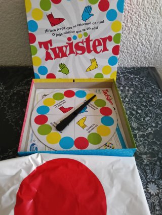 Juego Twister Hasbro