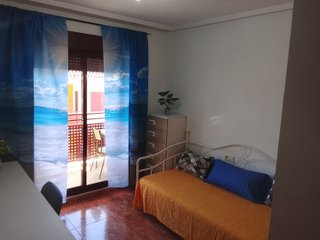 HABITACIONES UNIVERSITARIOS ORIHUELA DESAMPARADOS