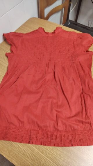 Blusa Stradivarius Roja con Volantes