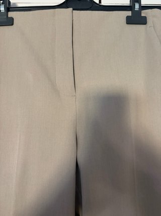 Pantalón de pinzas beige