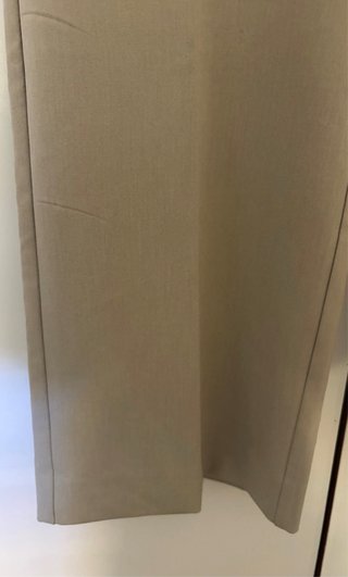 Pantalón de pinzas beige