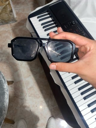 Gafas de sol negras