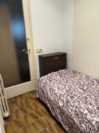 Alquiler de habitación con baño privado.