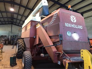 Cosechadora New Holland L521 Flatagri laverda