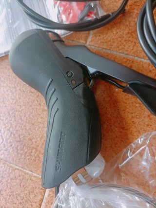Juego Manetas Shimano GRX RX810 + Pinzas ✅NUEVO✅