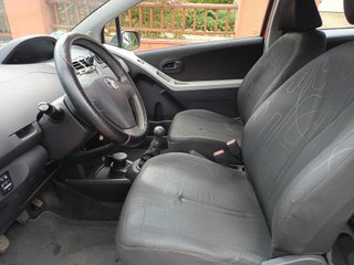 Toyota Yaris 1.0 VVT-i Live 3p