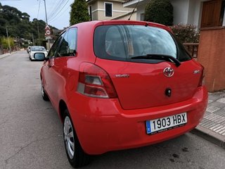 Toyota Yaris 1.0 VVT-i Live 3p