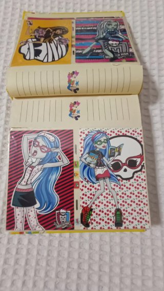 70 Tarjetas Monster High y álbum de regalo