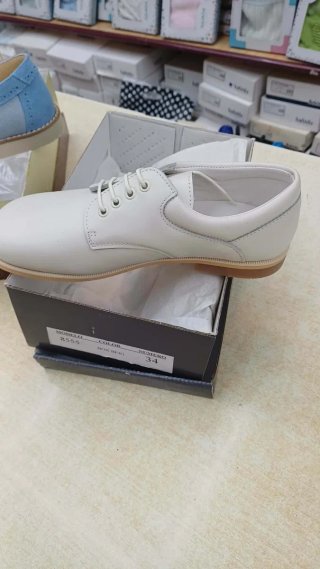 Zapatos blancos de vestir talla 34
