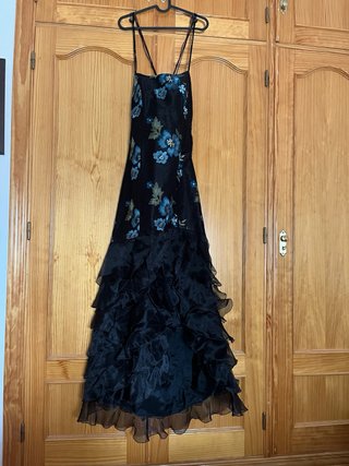 Vestido fiesta negro con flores azules