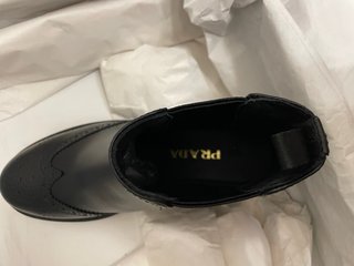 Stivaletti Prada in vera pelle neri