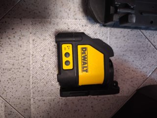 Nivel Láser DeWalt DW088CG