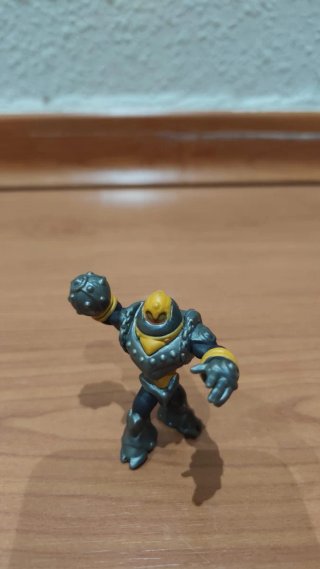 Pack 3 Figuras Gormiti Rígidas