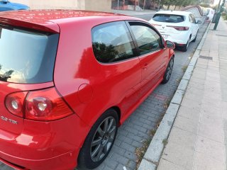 Volkswagen Golf 2004
