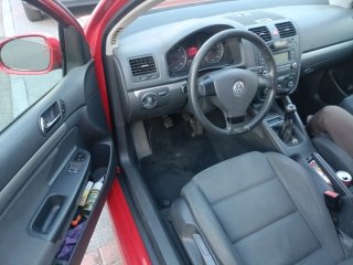 Volkswagen Golf 2004