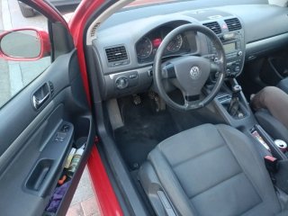 Volkswagen Golf 2004