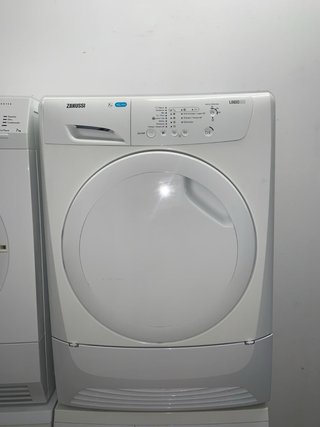 Secadora Zanussi 7kg Condensación