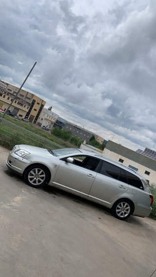 Toyota Avensis 2004