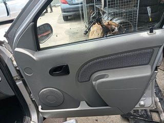 GUARNECIDO PUERTA DELANTERA DERECHA DACIA LOGAN 1
